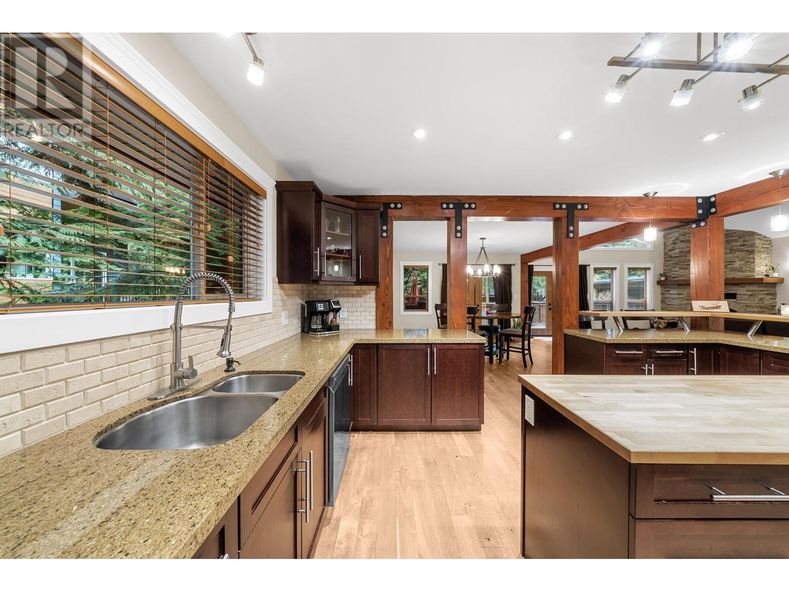 1782 DEPOT ROAD, Squamish real estate listing R2977710