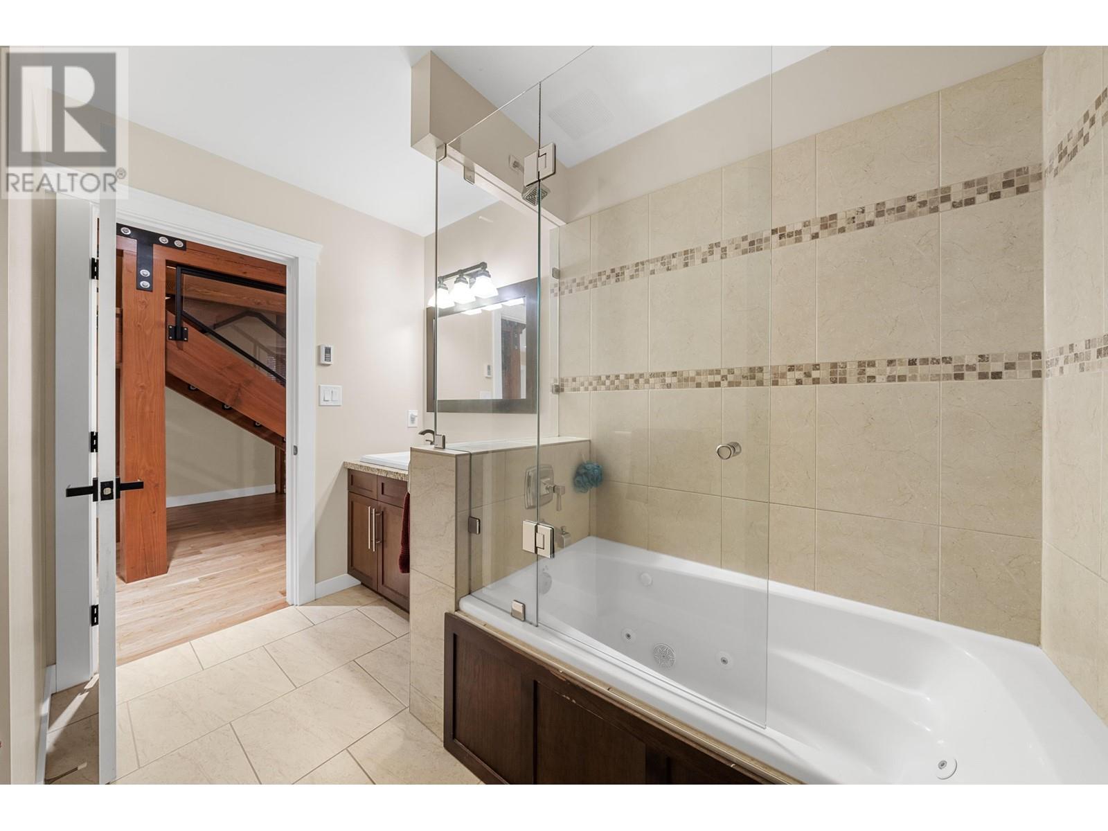 1782 DEPOT ROAD, Squamish real estate listing R2977710