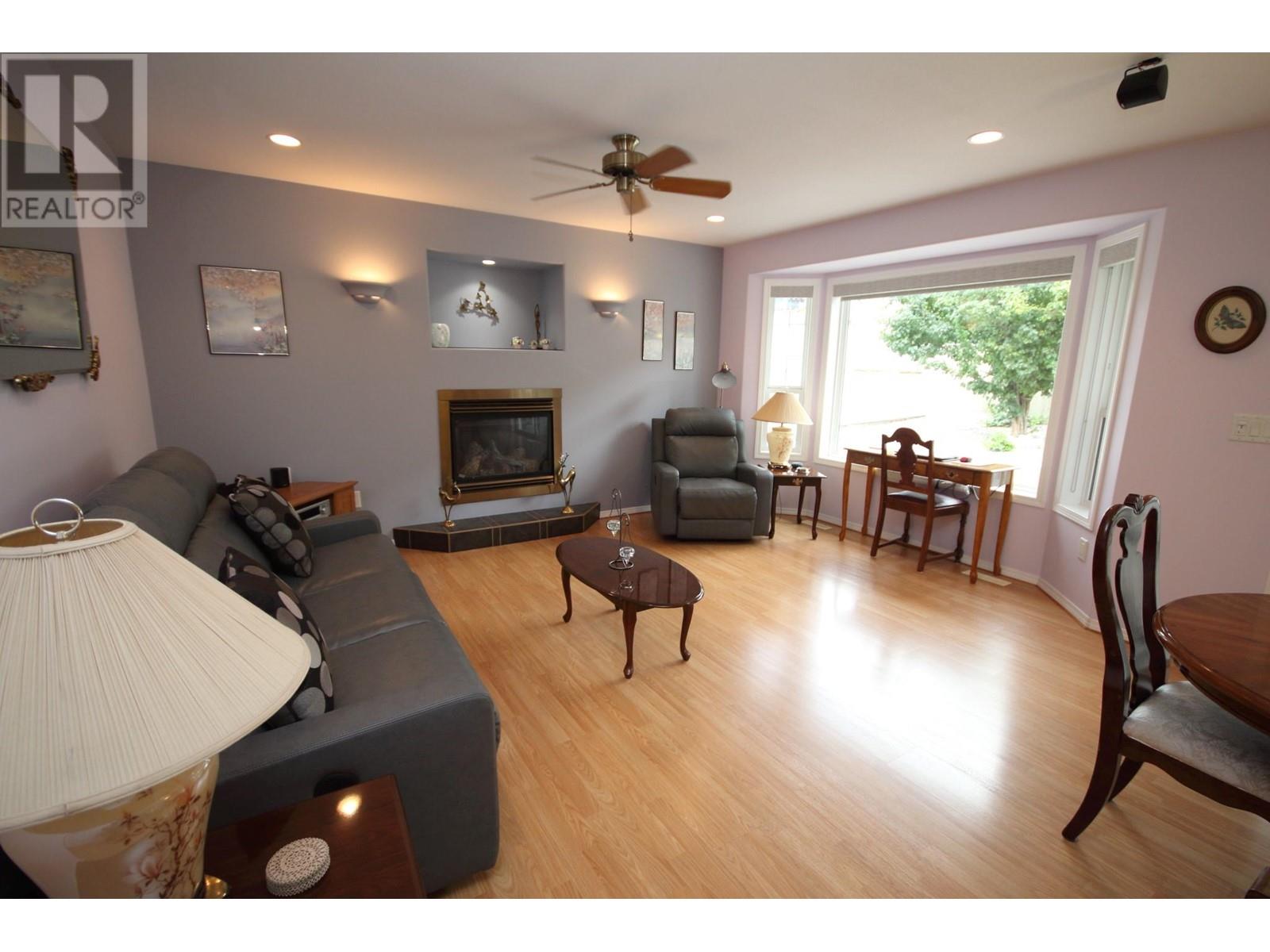  957 Morningstar Road, Oliver