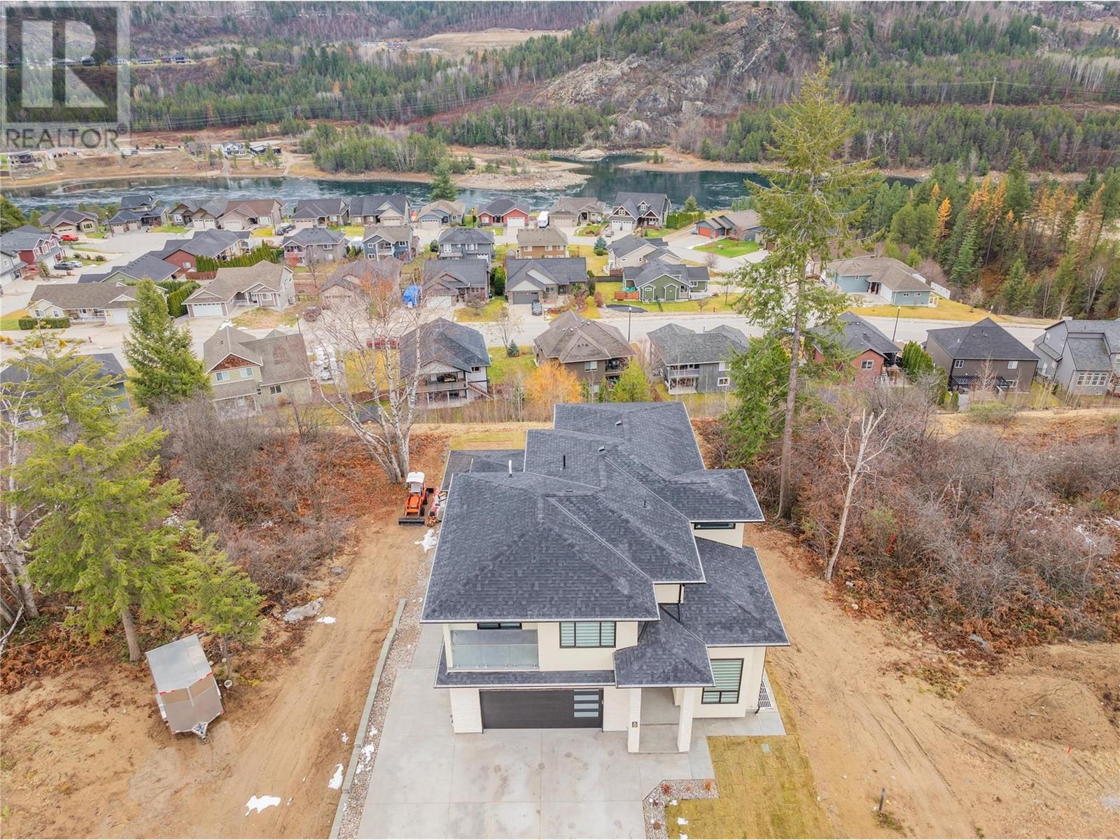3709 Toba Road, Castlegar