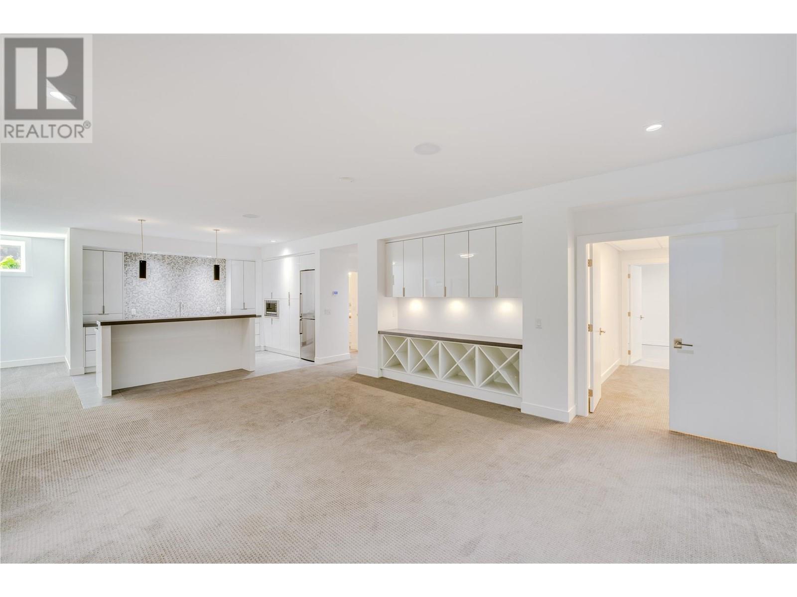  1454 Rocky Point Drive, Kelowna
