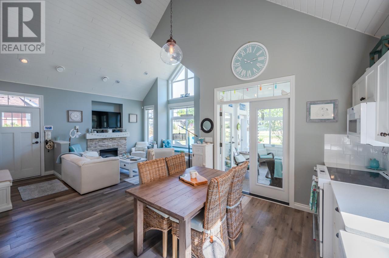 126 2450 RADIO TOWER Road, Oliver