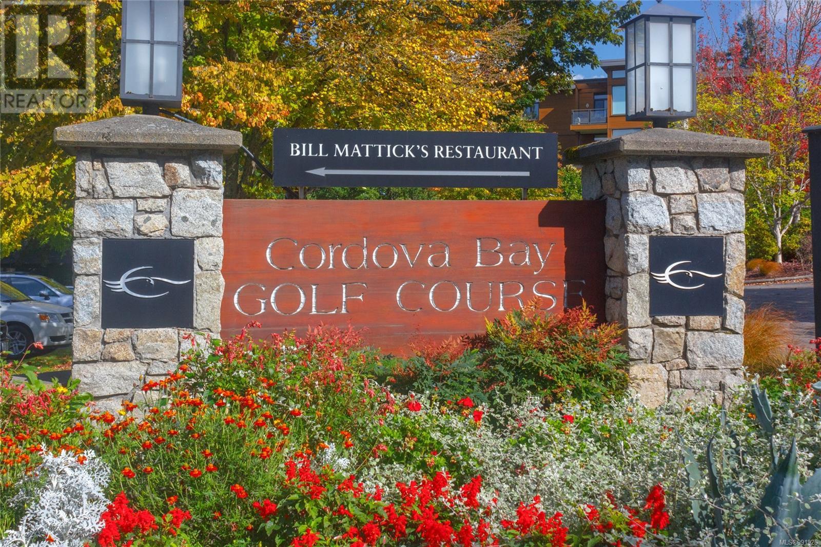 209 5110 Cordova Bay Road, Saanich