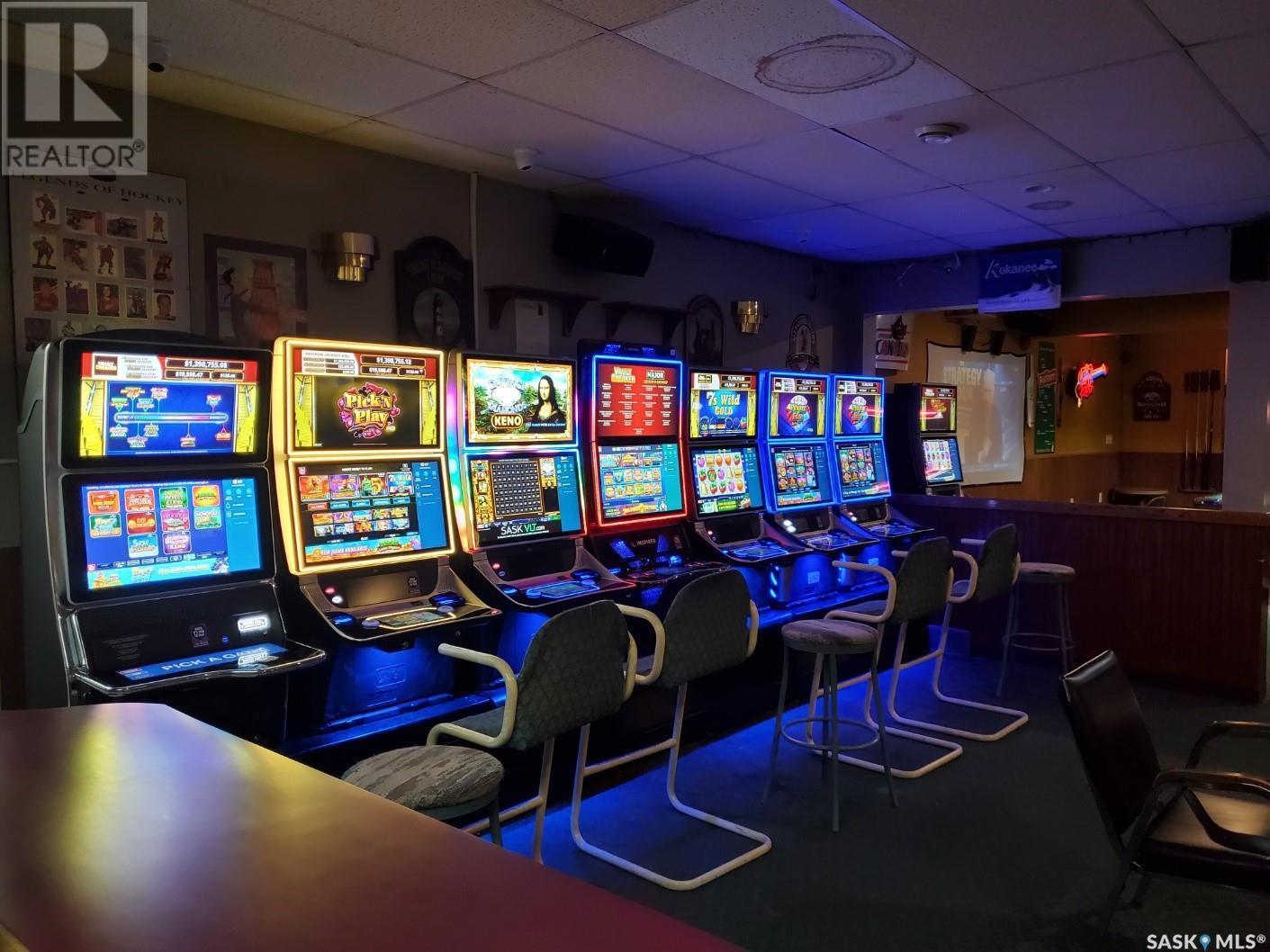 83 MAIN STREET - Photo 5 of 13, Lashburn, Saskatchewan