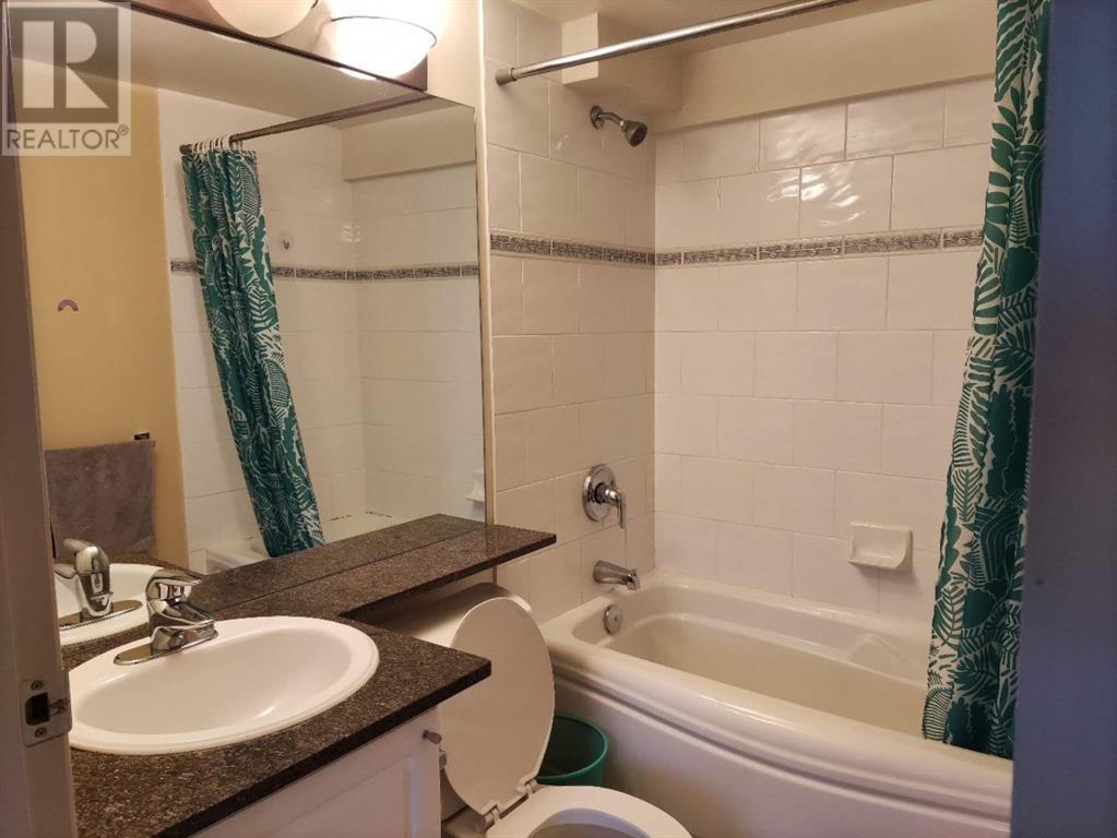 #2-5911 COONEY Road, Richmond