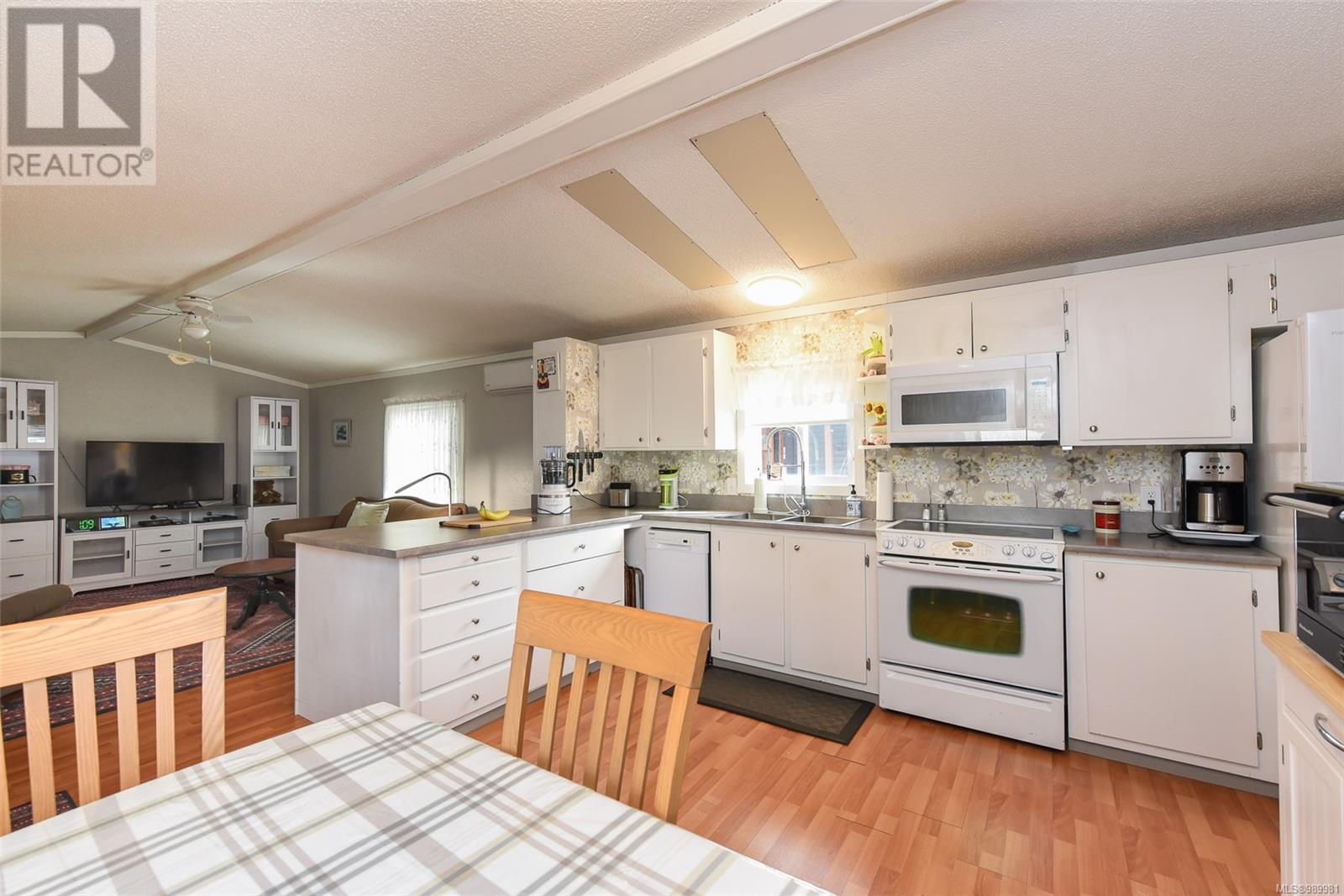 23 1180 Edgett Rd, Courtenay real estate listing 989981