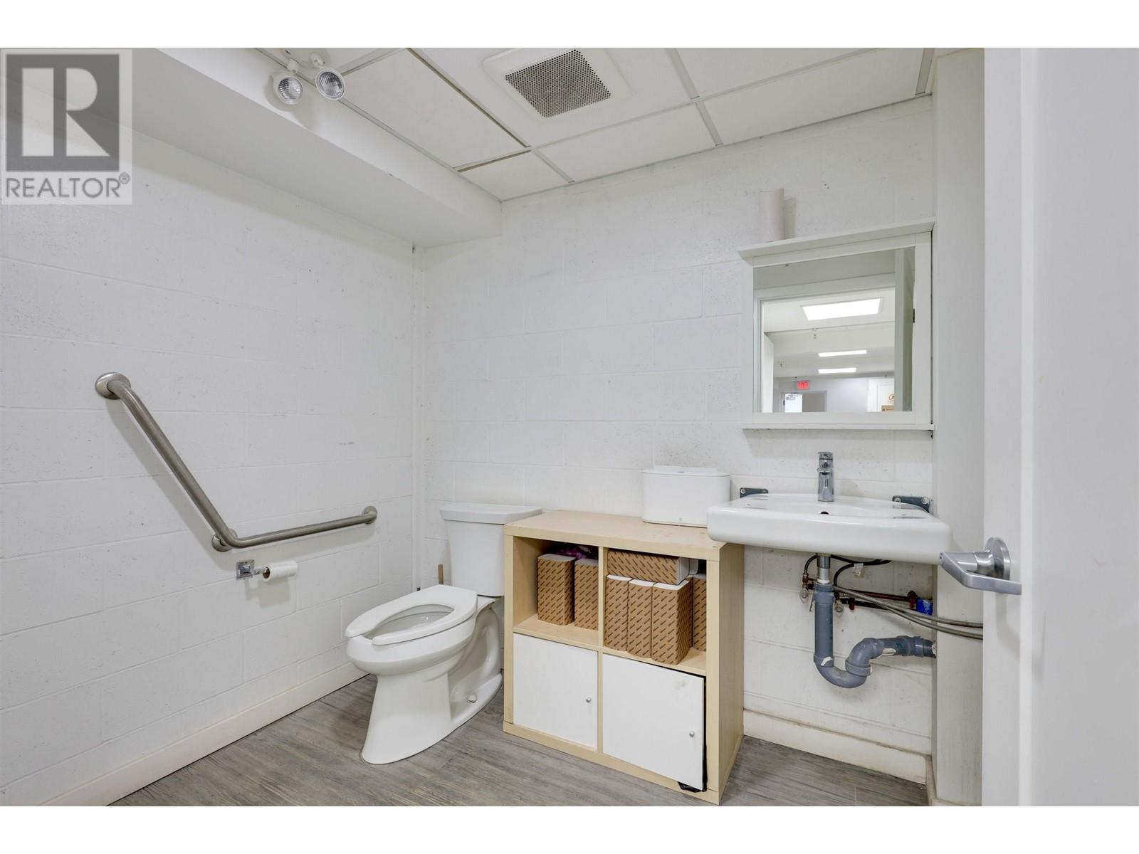Photo 9 of 943 E Hastings Street, Vancouver BC