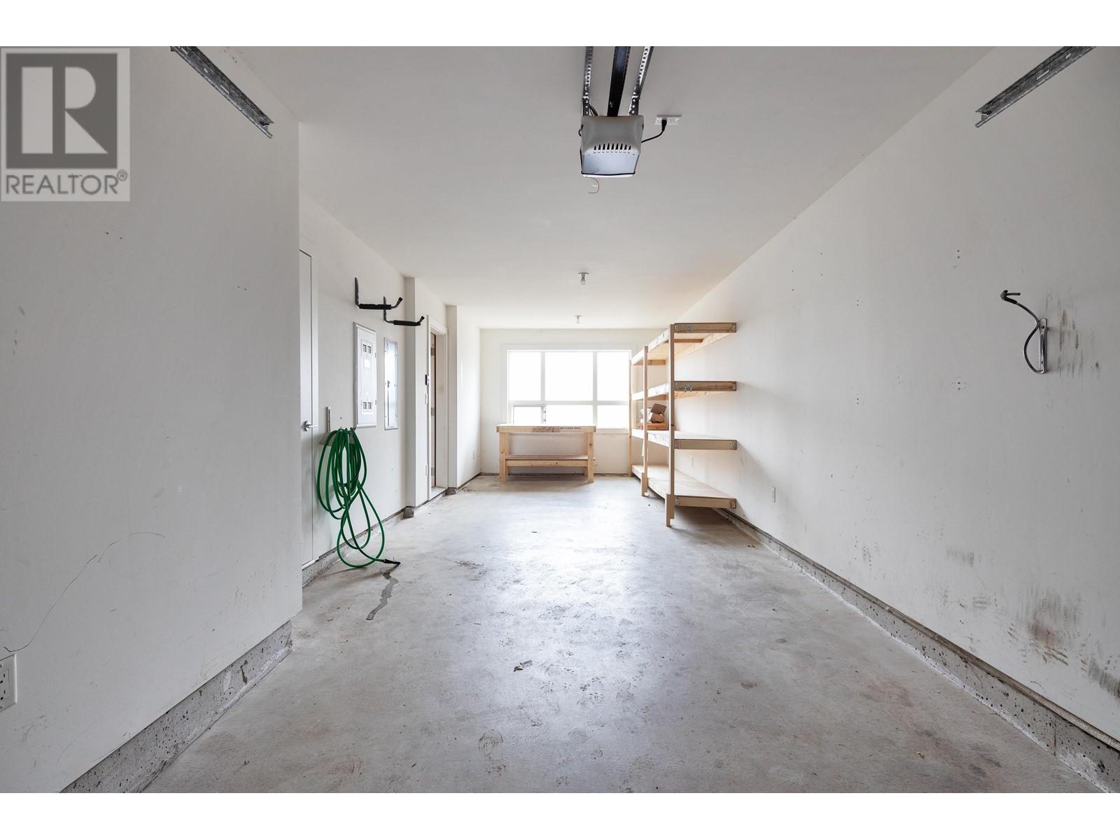 2 1188 WILSON CRESCENT, Squamish real estate listing R2977773