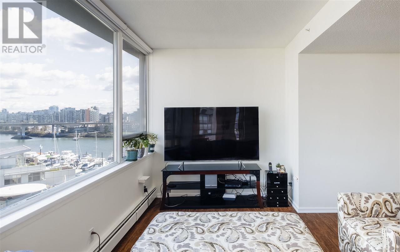907 1288 MARINASIDE CRESCENT, Vancouver real estate listing R2974432