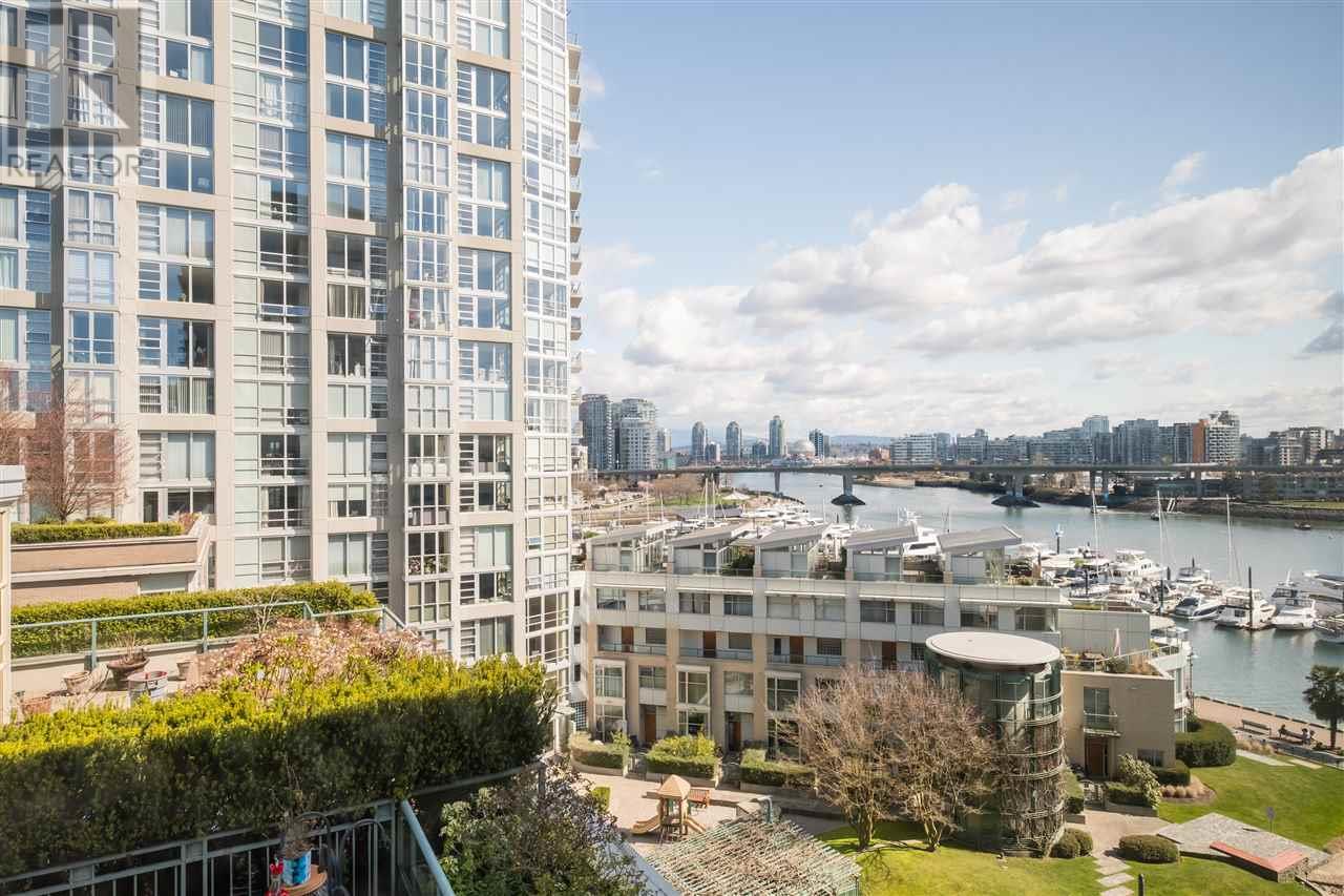 907 1288 MARINASIDE CRESCENT, Vancouver real estate listing R2974432