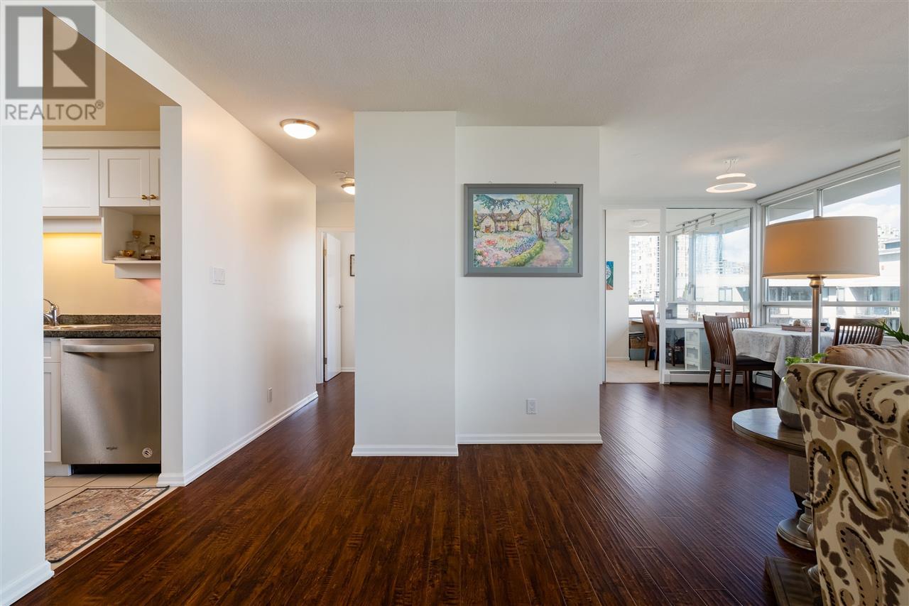 907 1288 MARINASIDE CRESCENT, Vancouver real estate listing R2974432