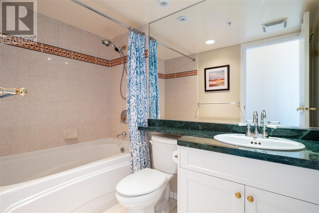 907 1288 MARINASIDE CRESCENT, Vancouver real estate listing R2974432