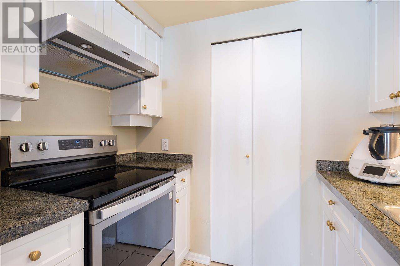 907 1288 MARINASIDE CRESCENT, Vancouver real estate listing R2974432