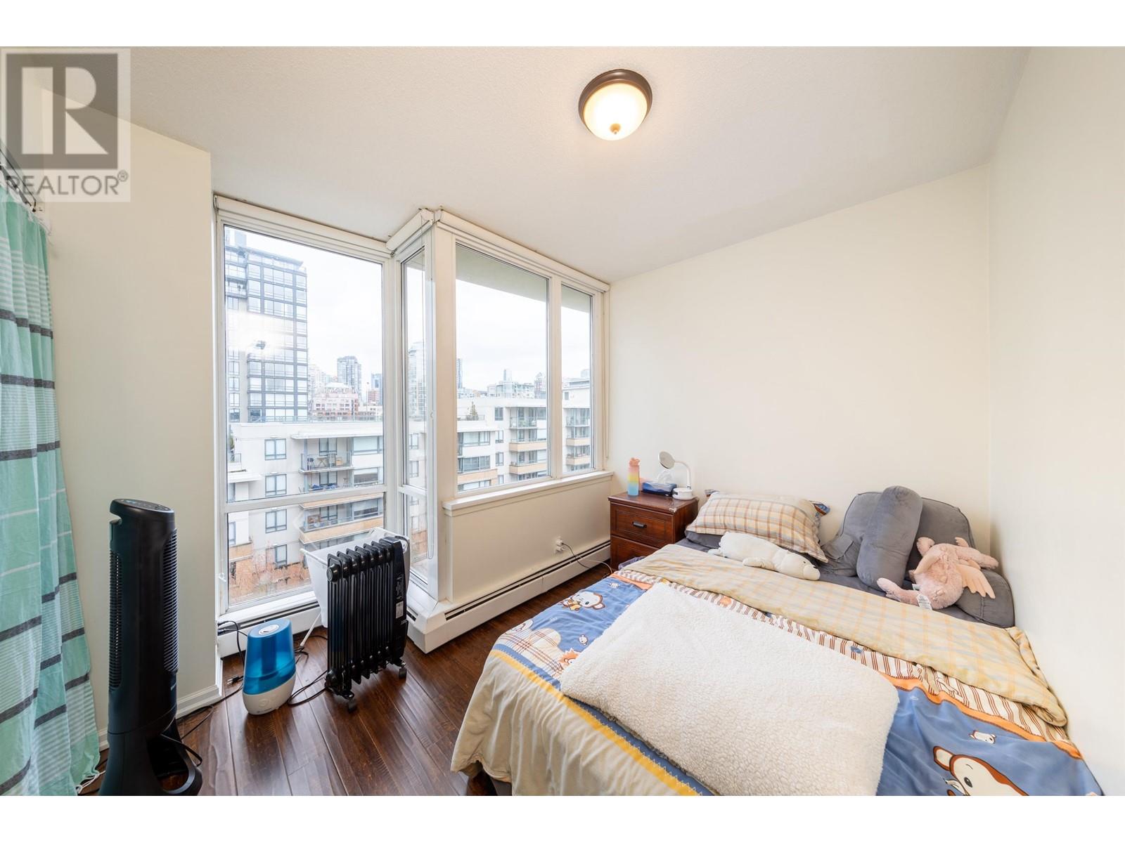 907 1288 MARINASIDE CRESCENT, Vancouver real estate listing R2974432