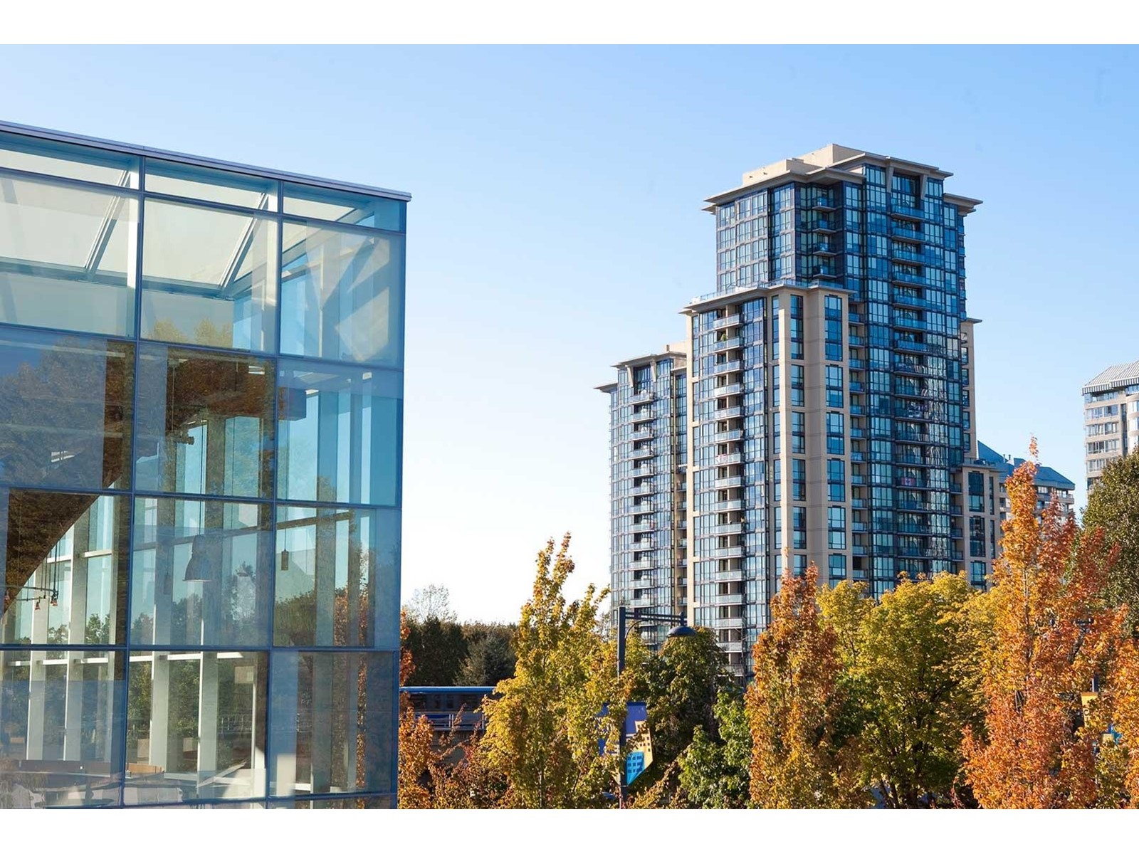 Photo 2 of 1106 10777 University Drive, Surrey BC