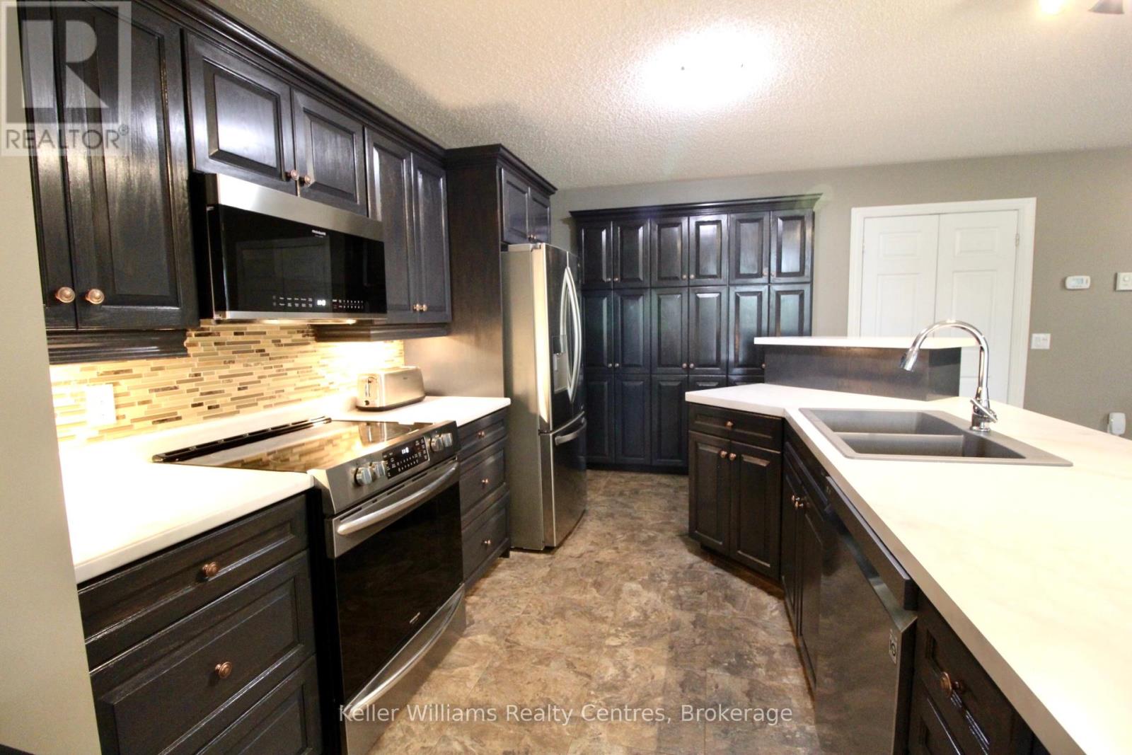 Photo 14 of 113 Lake Rosalind Road 1, Brockton ON