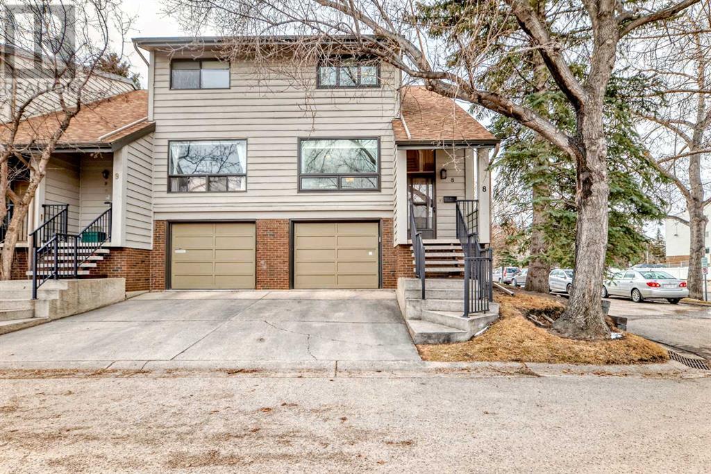 Single Family House for Sale in    Street NW Varsity Calgary 