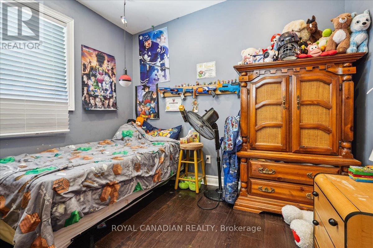 Photo 13 of 341 George Street, Peterborough Central ON