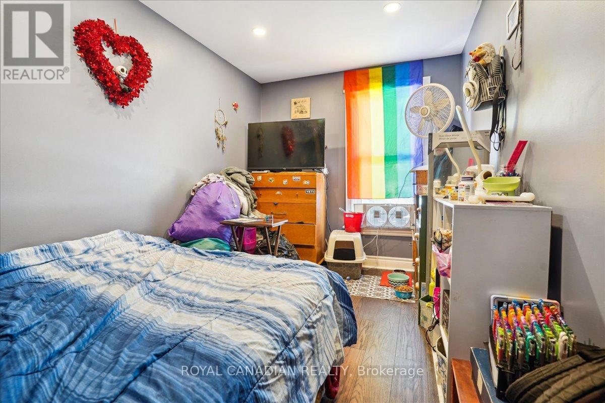 Photo 21 of 341 George Street, Peterborough Central ON