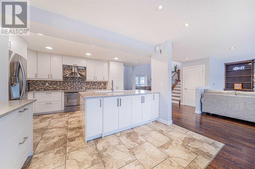 Single Family House for Sale in  Hawktree Green NW Hawkwood Calgary 