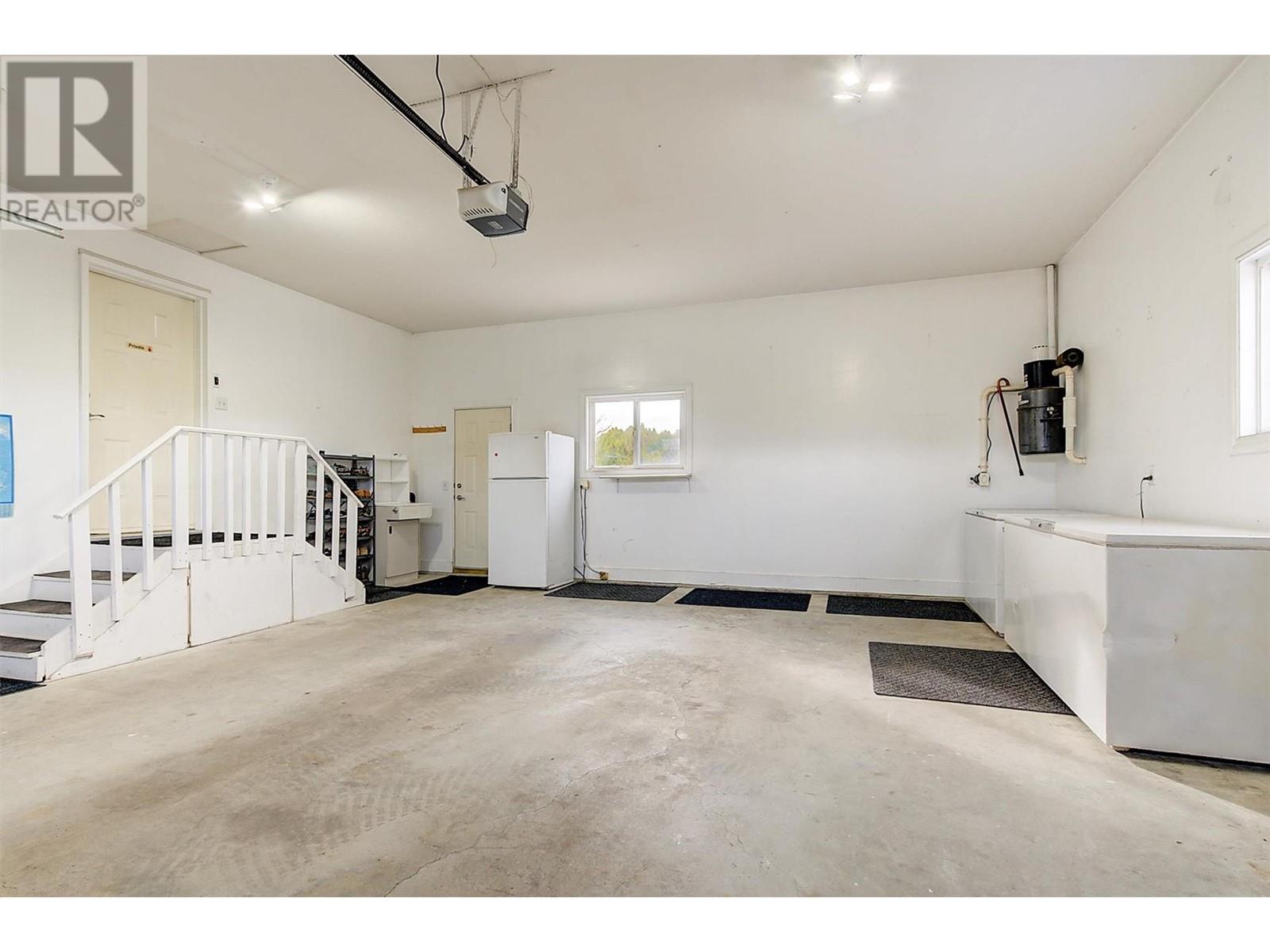 2547 Sexsmith Road, Kelowna