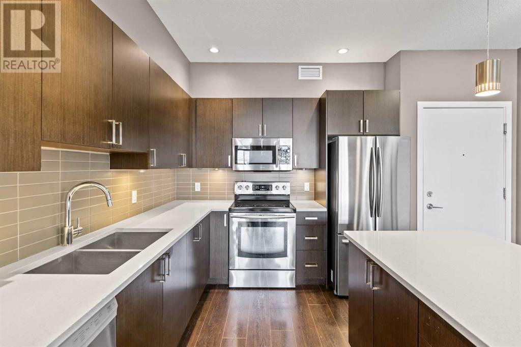 Single Family House High rise for Sale in   Auburn Bay Link SE Auburn Bay Calgary 