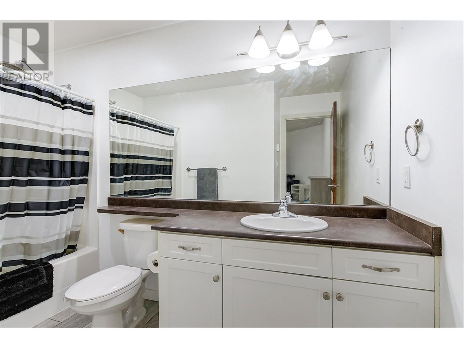 305 345 Mills Road, Kelowna