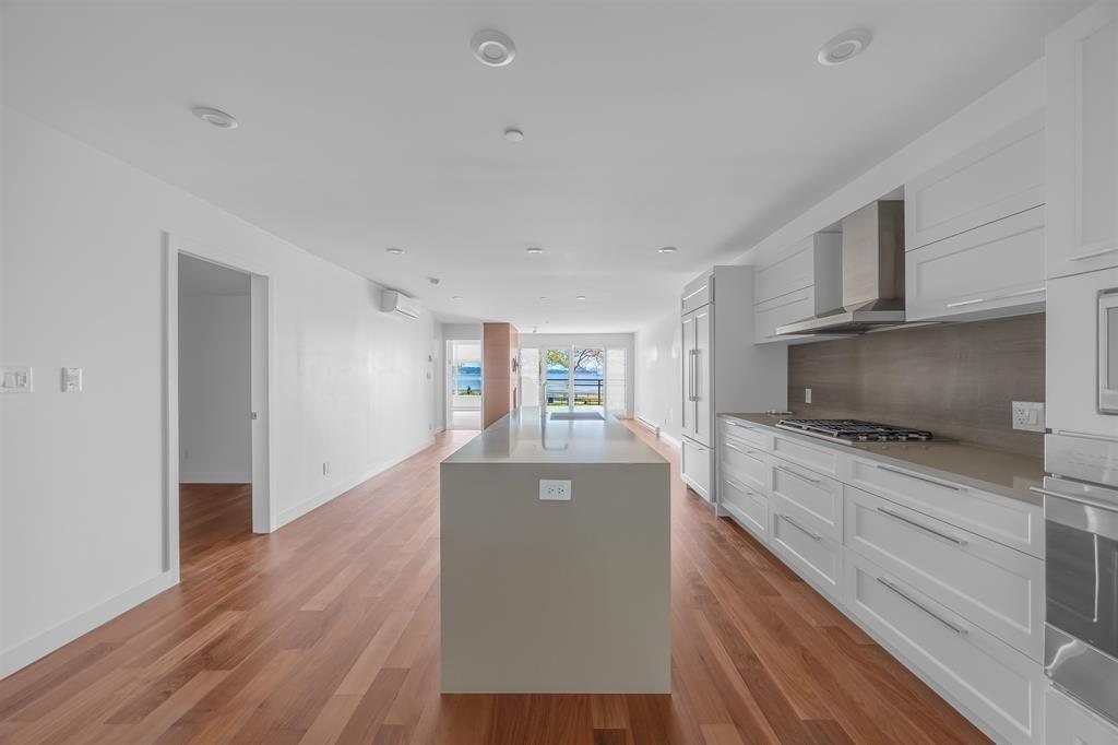 202 1150 OXFORD STREET, White Rock real estate listing R2977956