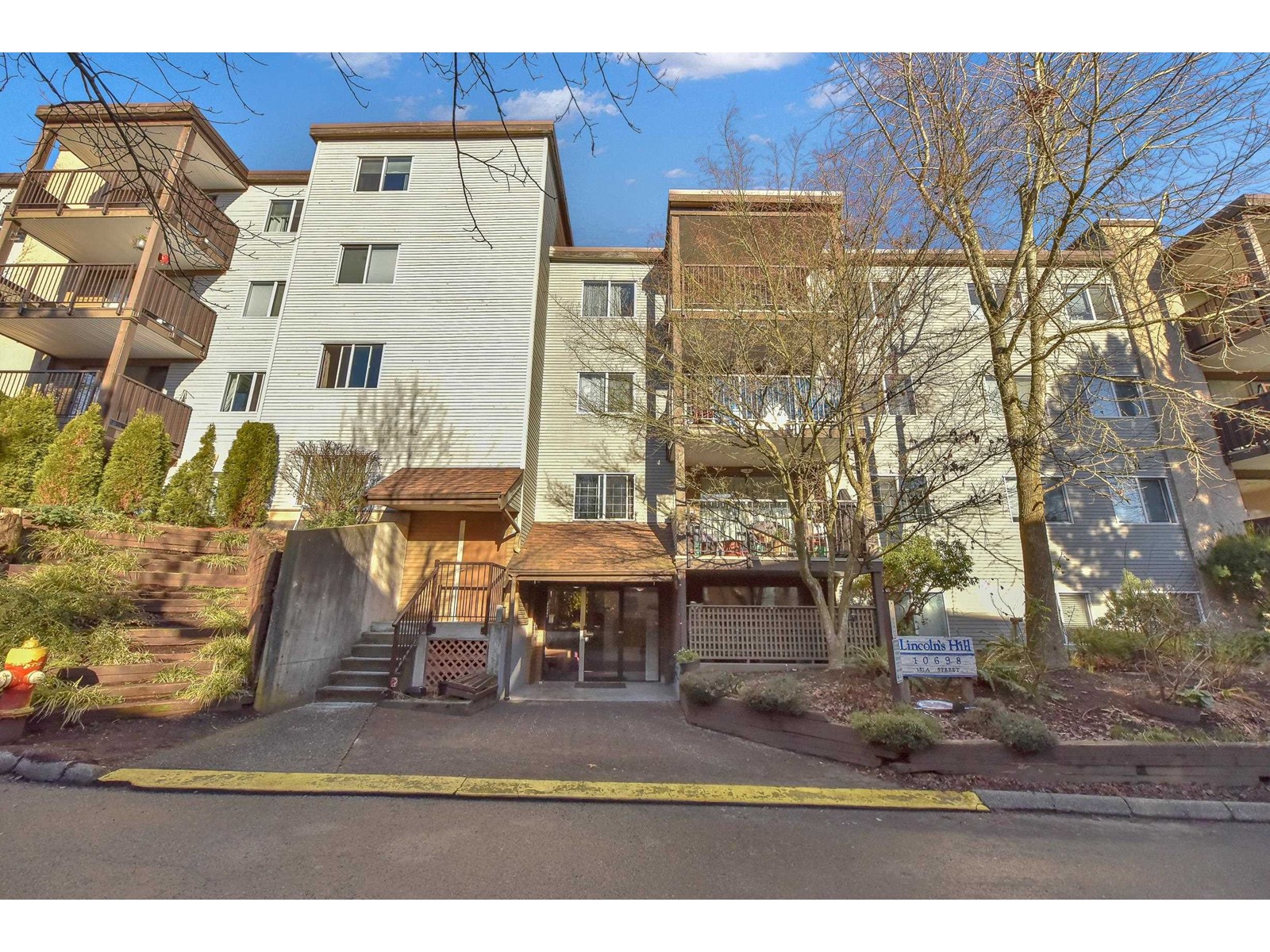 Photo 19 of 6 10698 151 A Street, Surrey BC