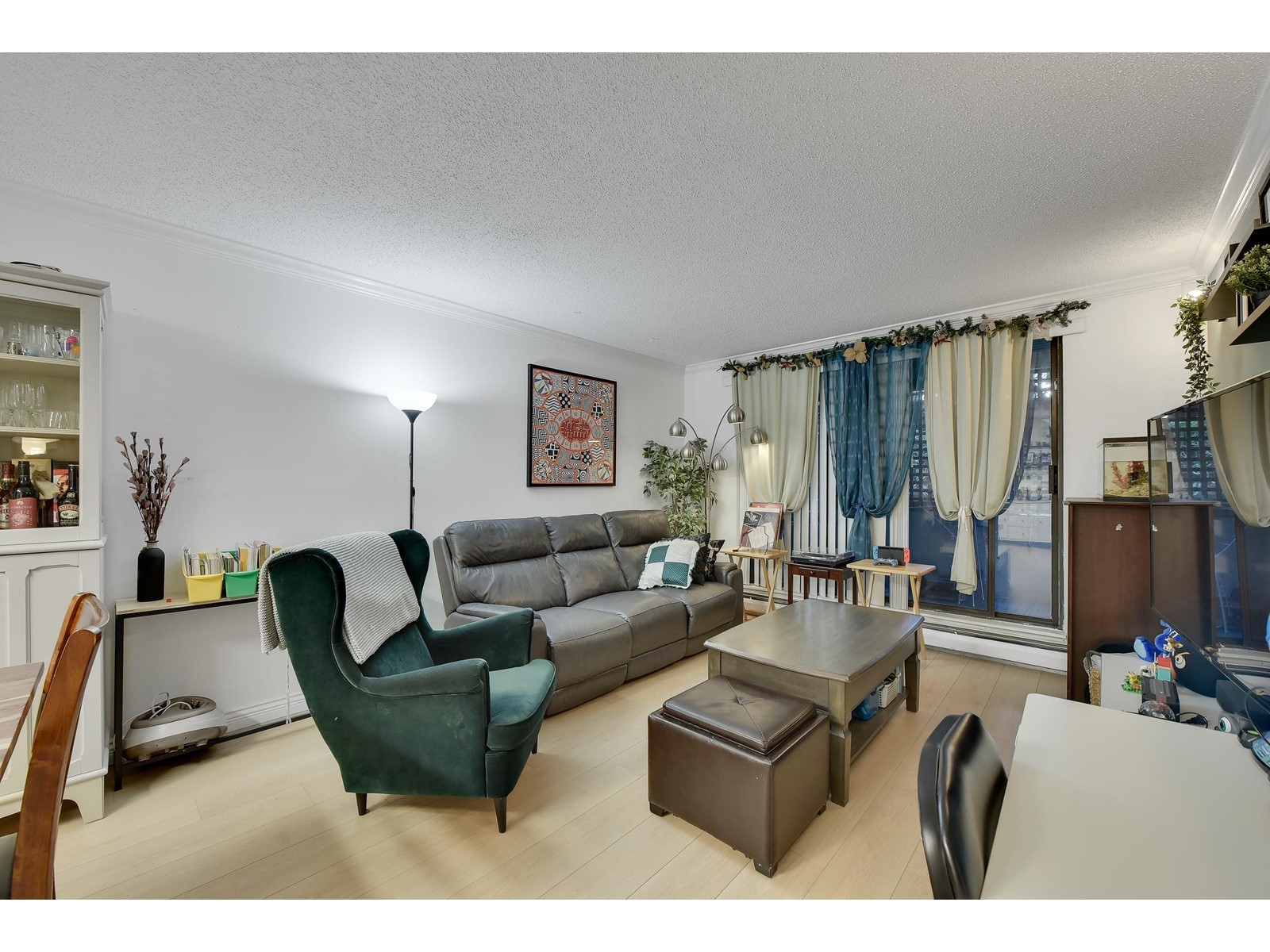 Photo 2 of 6 10698 151 A Street, Surrey BC