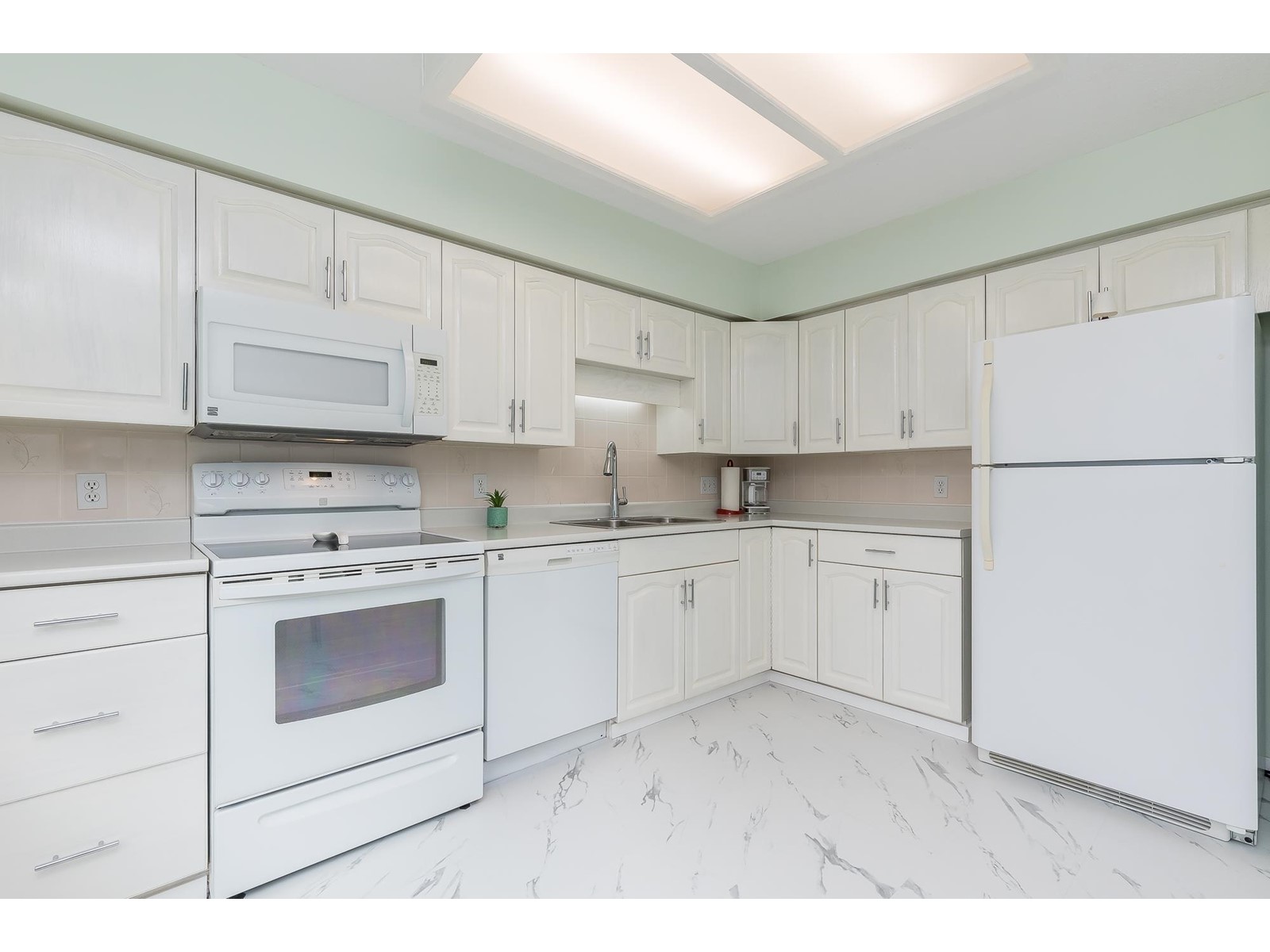 Photo 8 of 904 3150 Gladwin Road, Abbotsford BC