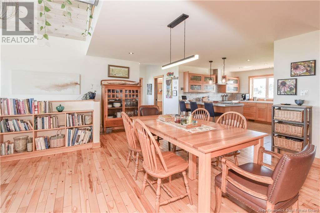 Photo 18 of 287 Rue De Lile Street, Caraquet NB