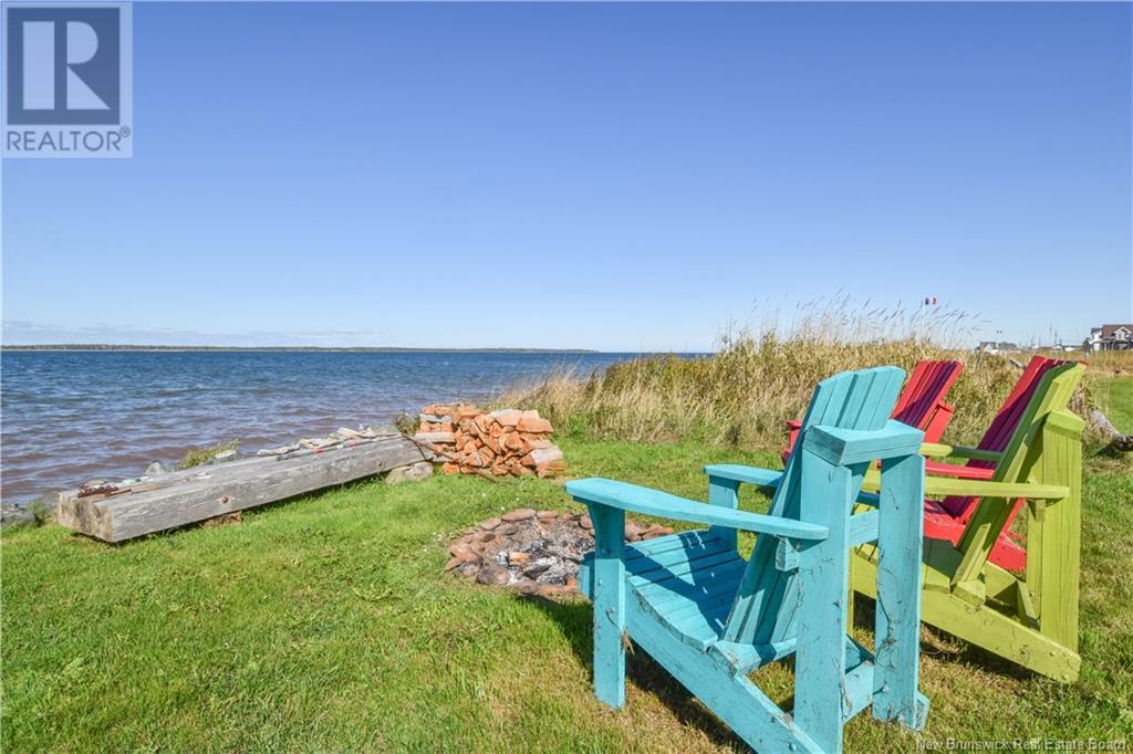 Photo 8 of 287 Rue De Lile Street, Caraquet NB