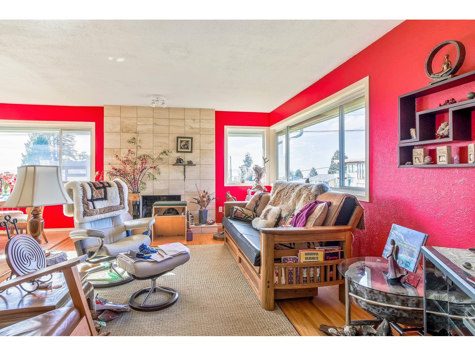 15761 CLIFF AVENUE, White Rock real estate listing R2971613