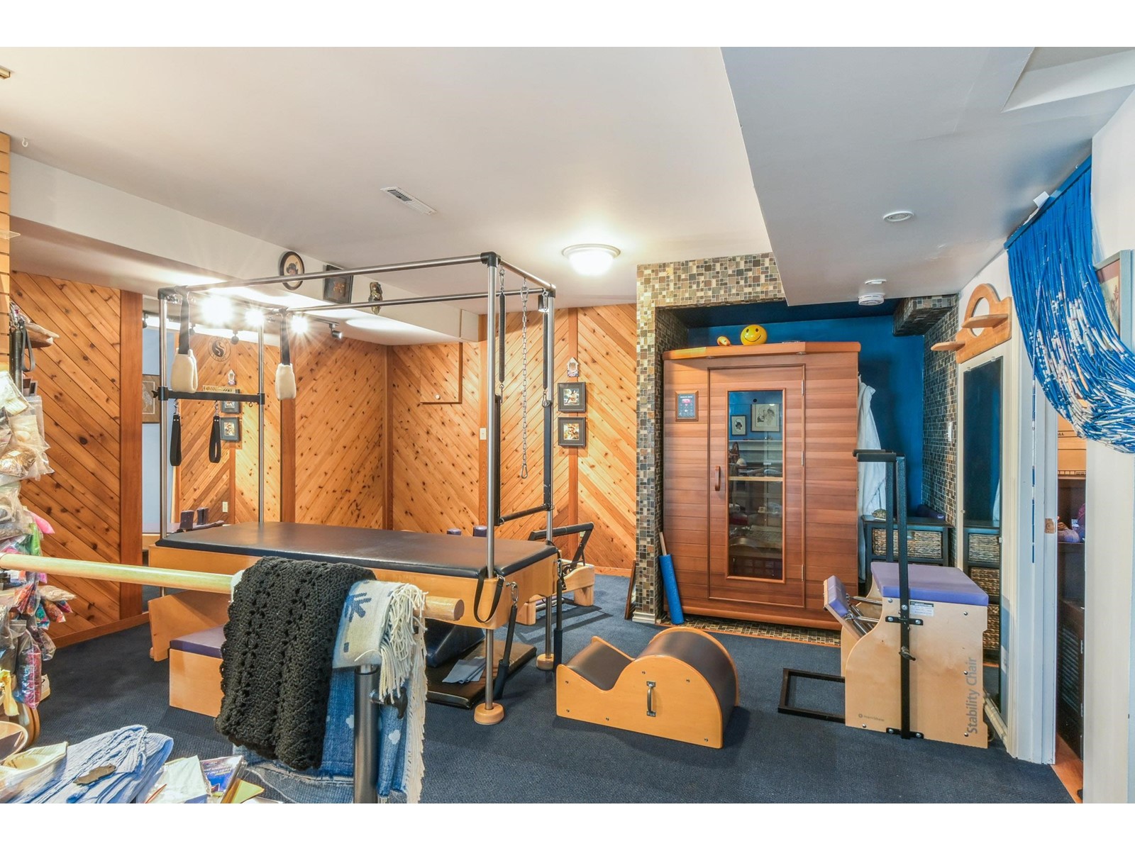 15761 CLIFF AVENUE, White Rock real estate listing R2971613