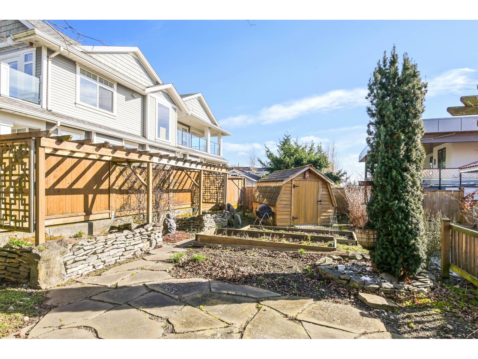 15761 CLIFF AVENUE, White Rock real estate listing R2971613