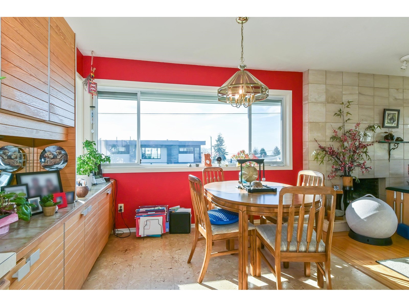 15761 CLIFF AVENUE, White Rock real estate listing R2971613