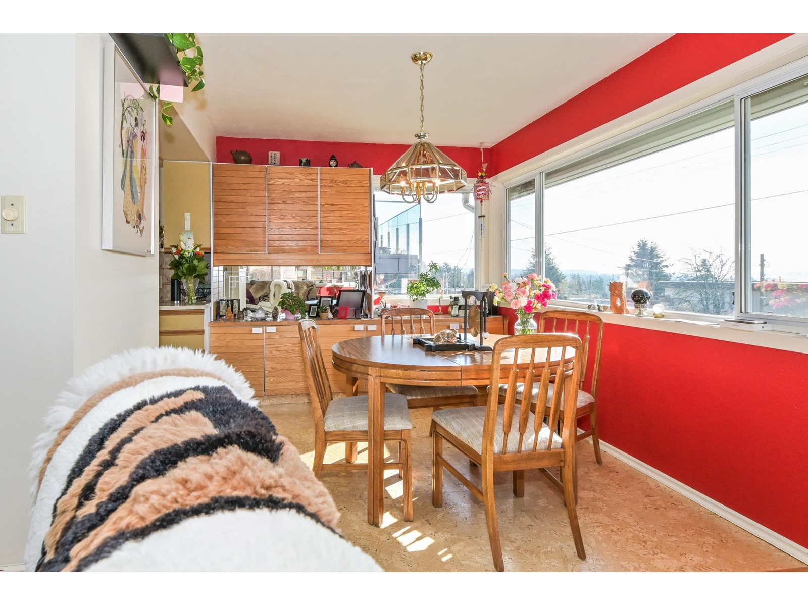 15761 CLIFF AVENUE, White Rock real estate listing R2971613