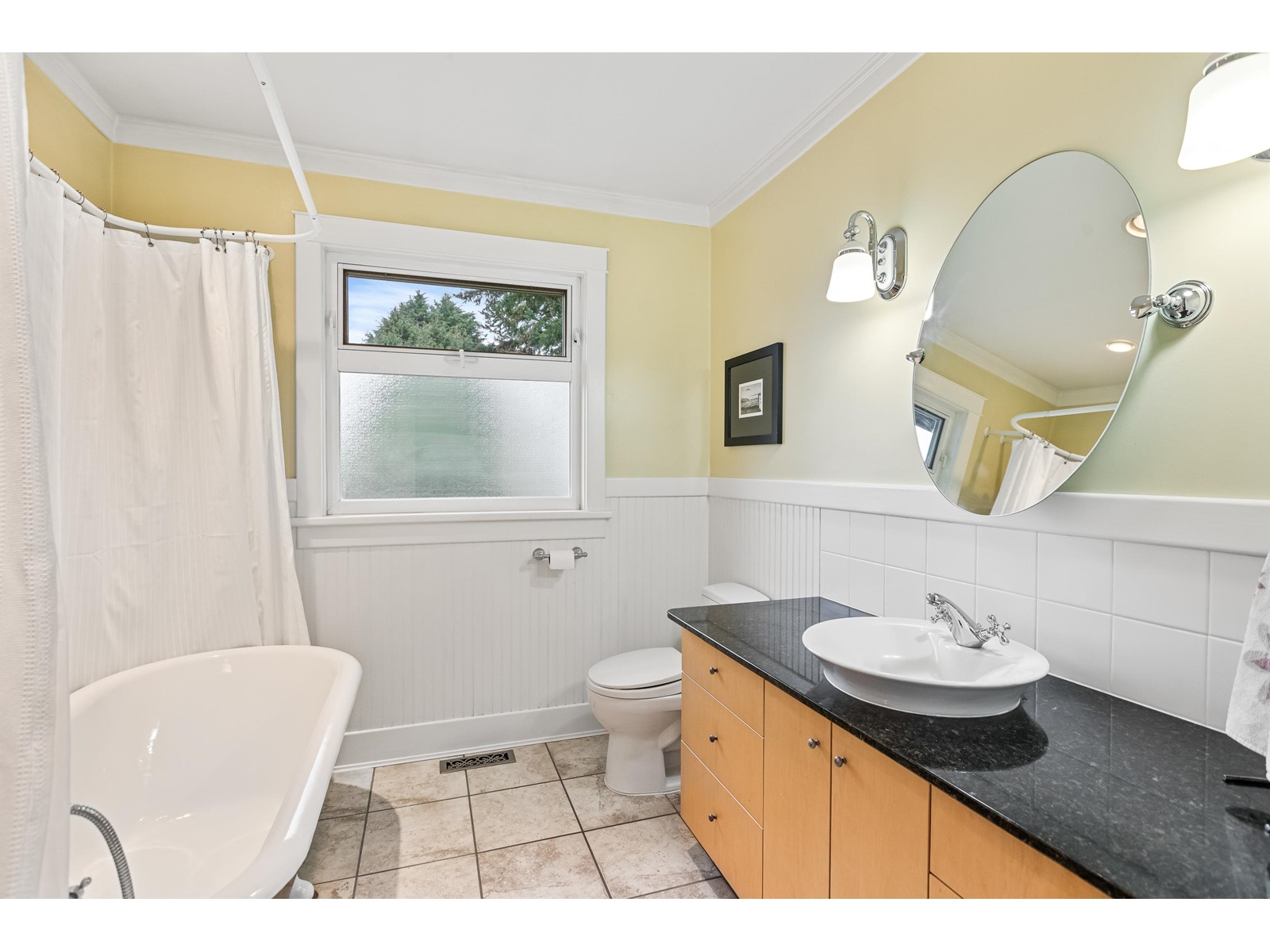 1430 MAPLE STREET, White Rock real estate listing R2977866