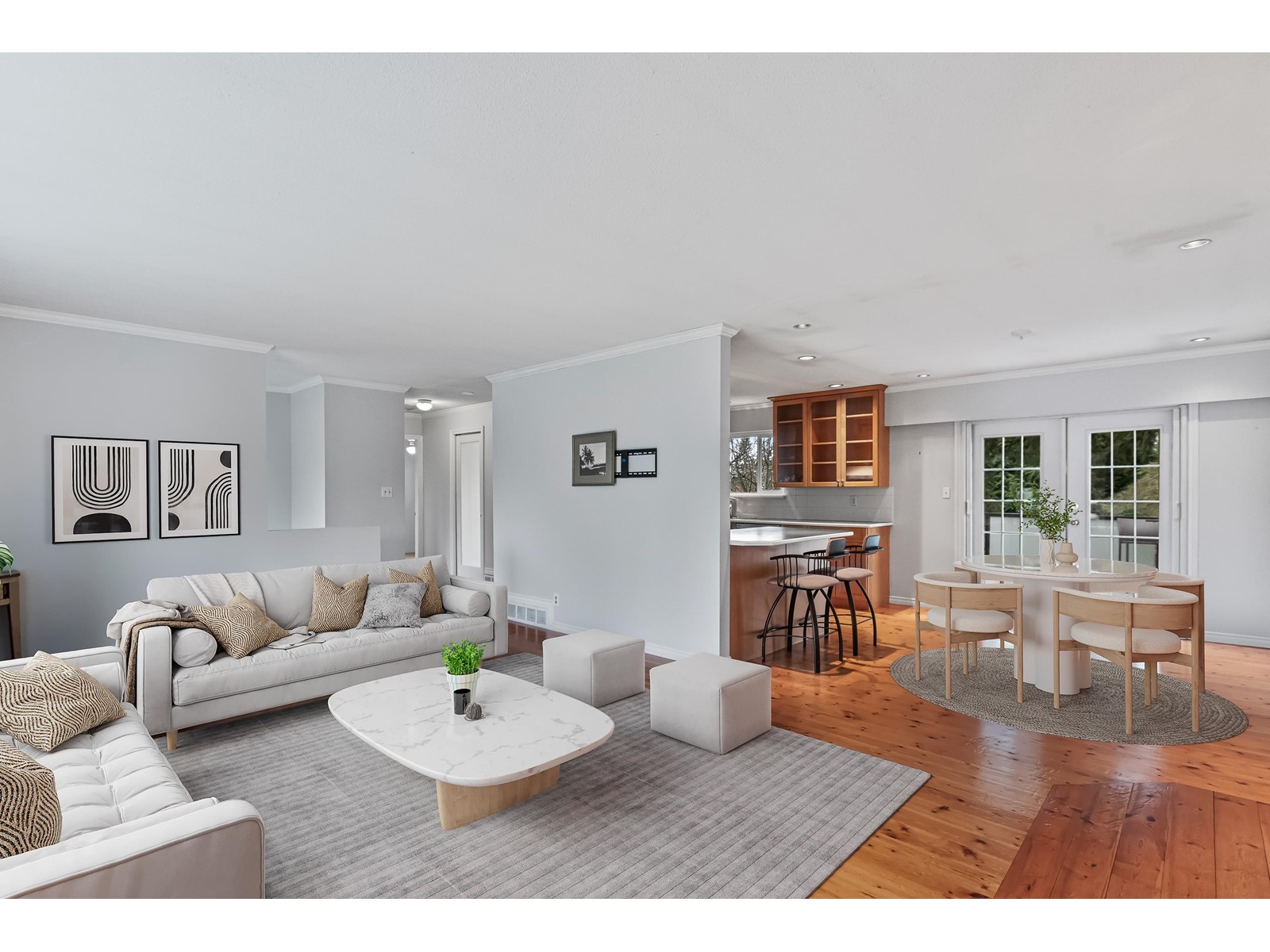 1430 MAPLE STREET, White Rock real estate listing R2977866