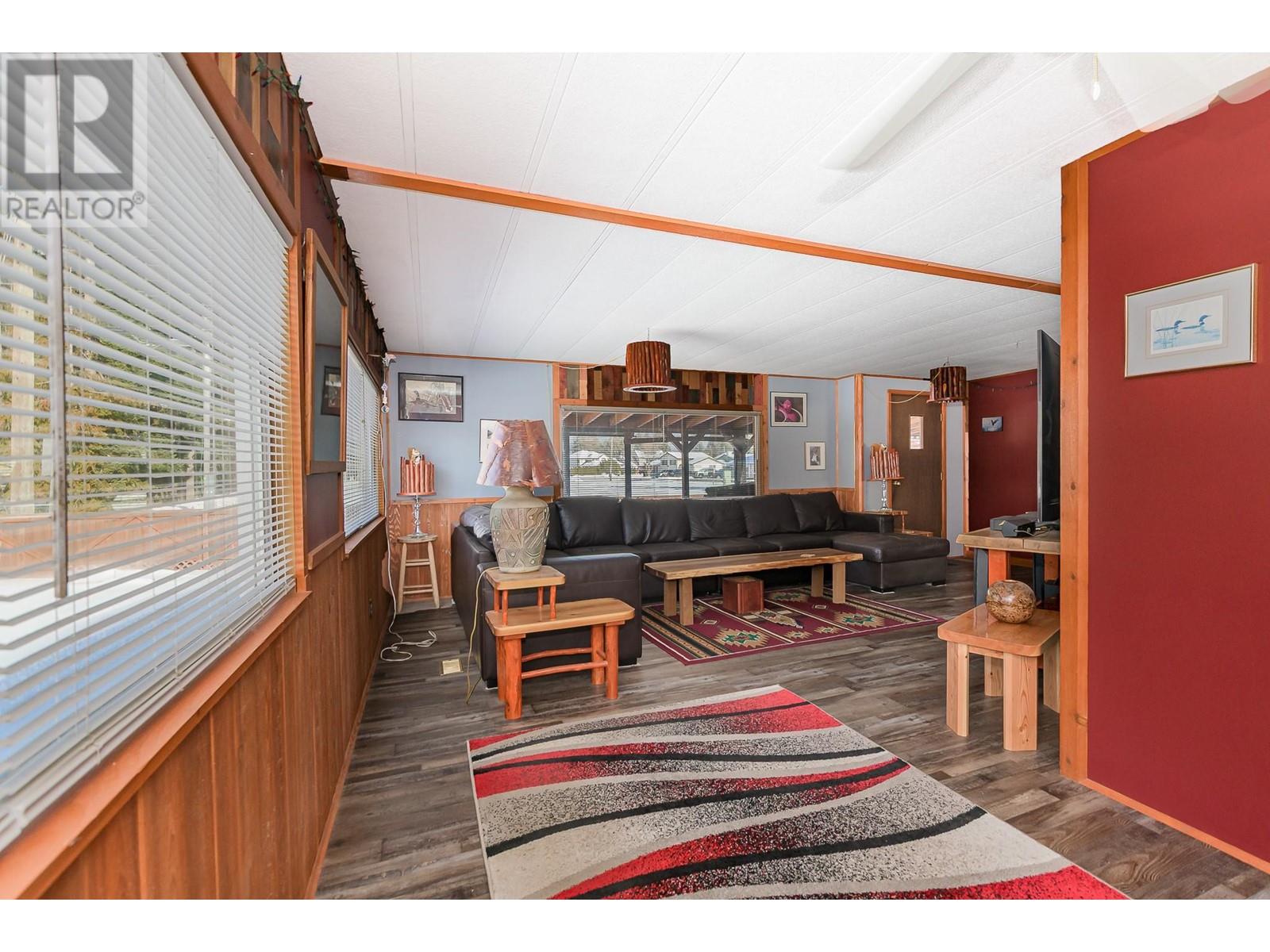 1 501 Kappel Street, Sicamous