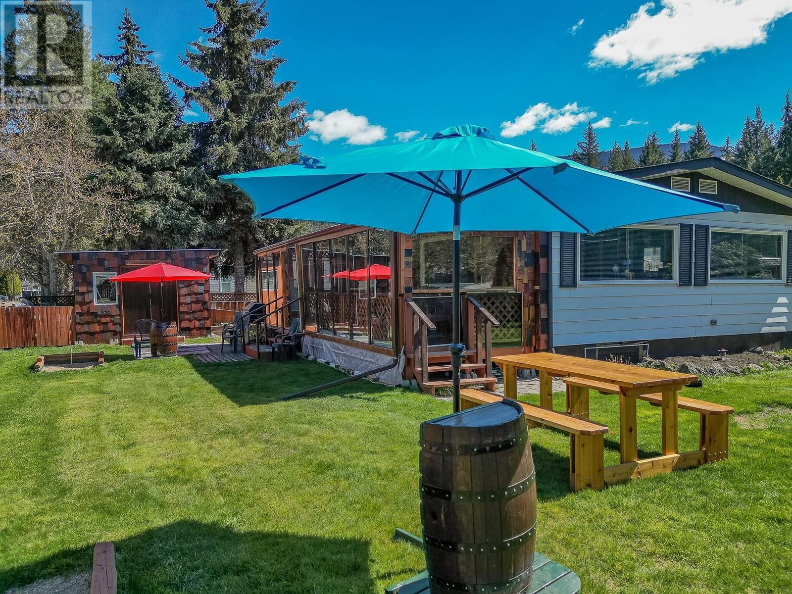 1 501 Kappel Street, Sicamous