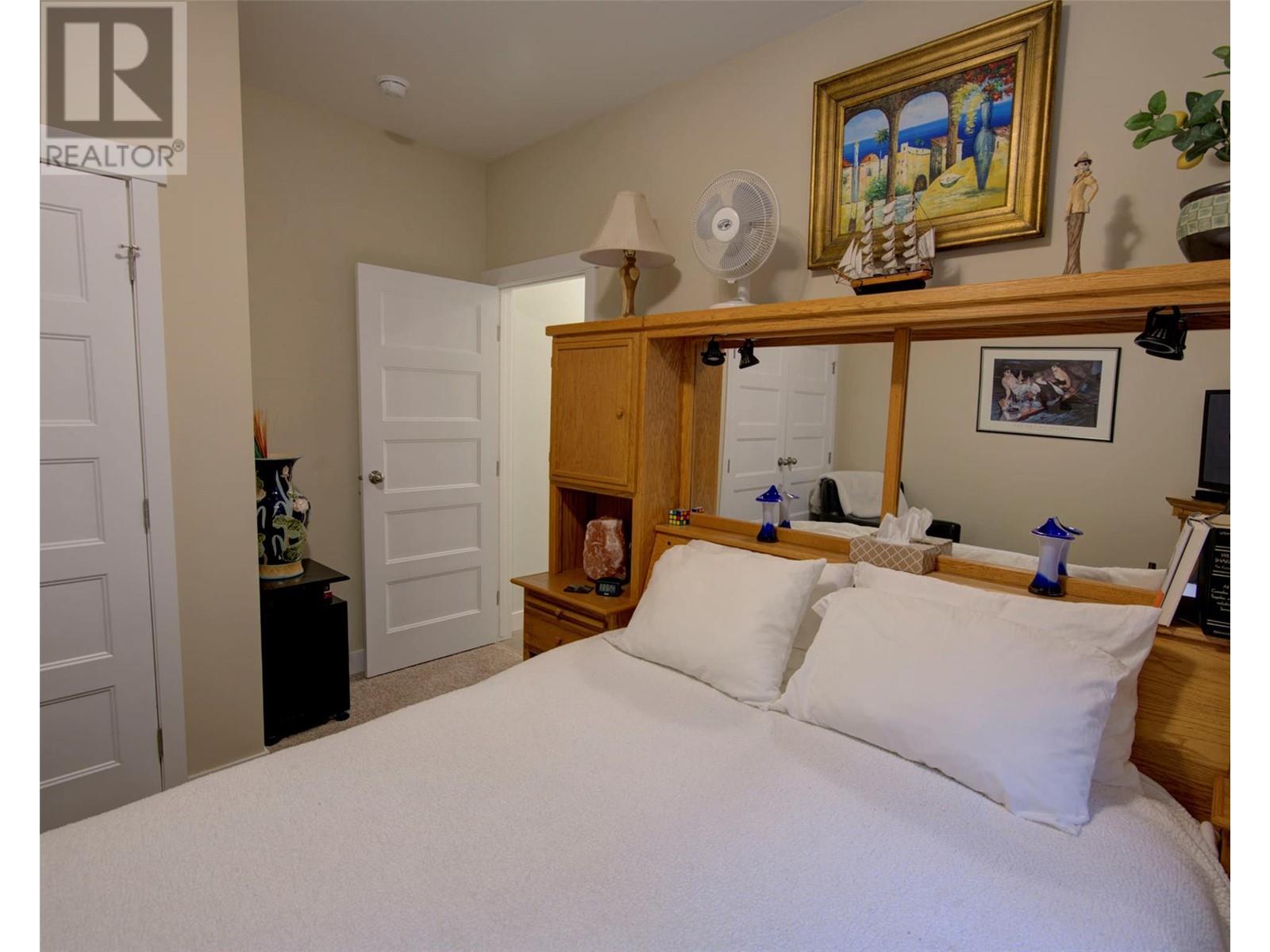  9468 Houghton Road, Vernon