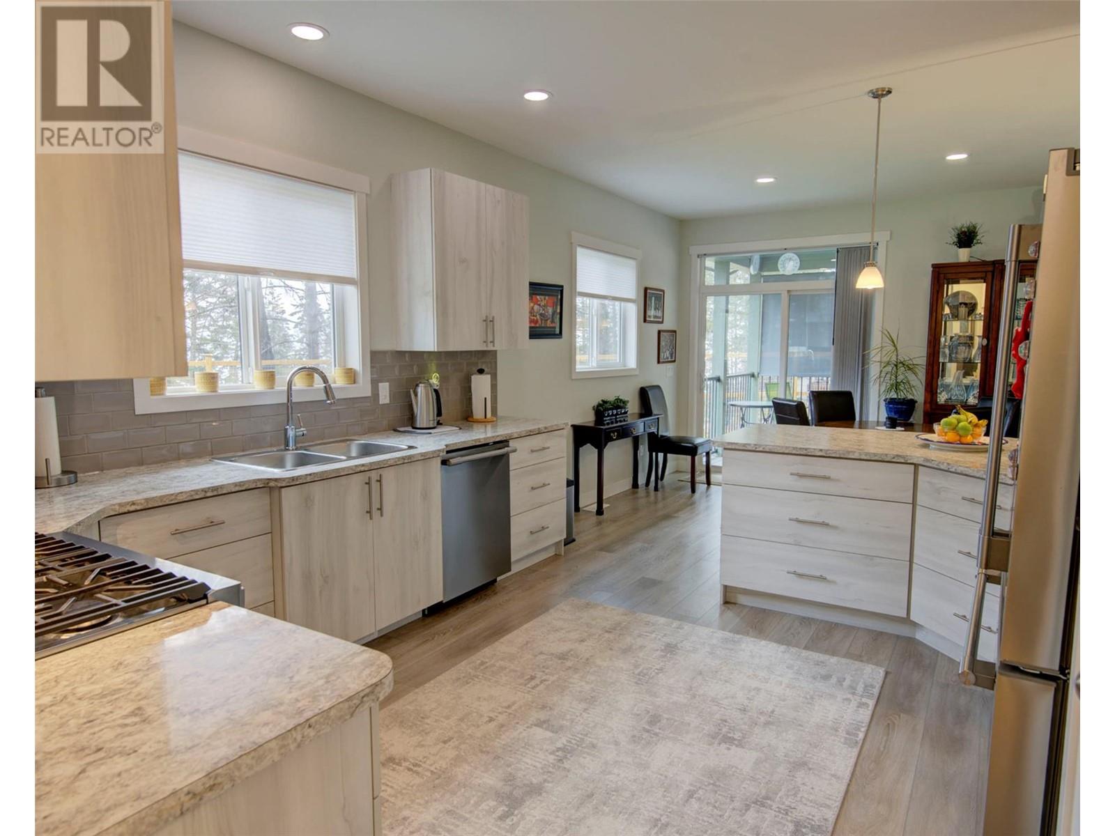  9468 Houghton Road, Vernon