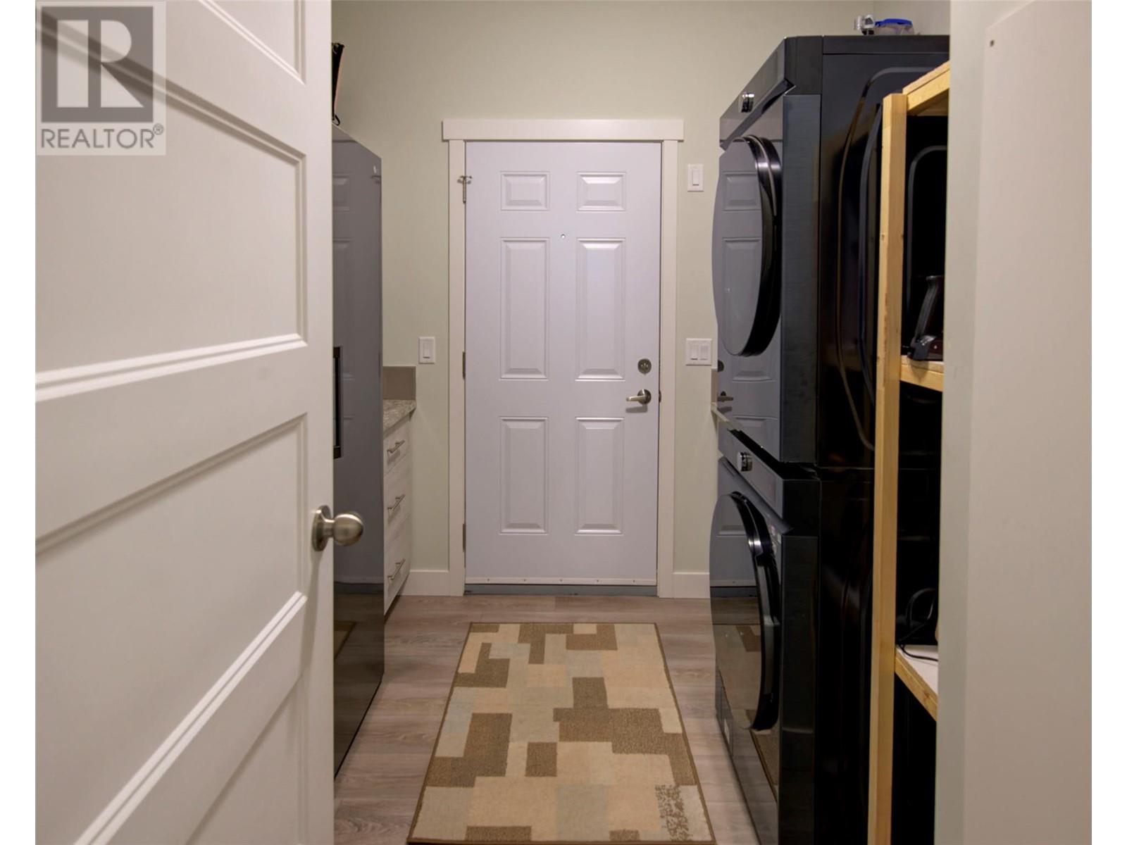  9468 Houghton Road, Vernon