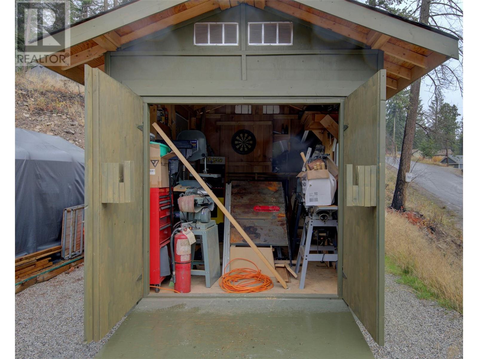  9468 Houghton Road, Vernon