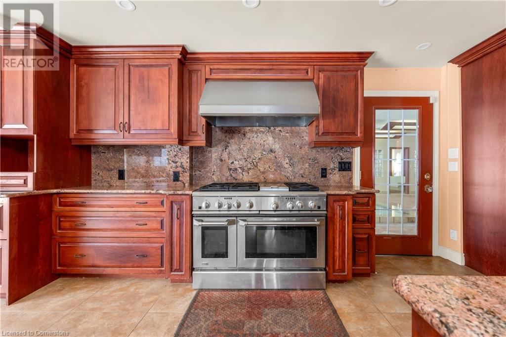 Photo 13 of 4850 Hillside Drive, Lincoln ON