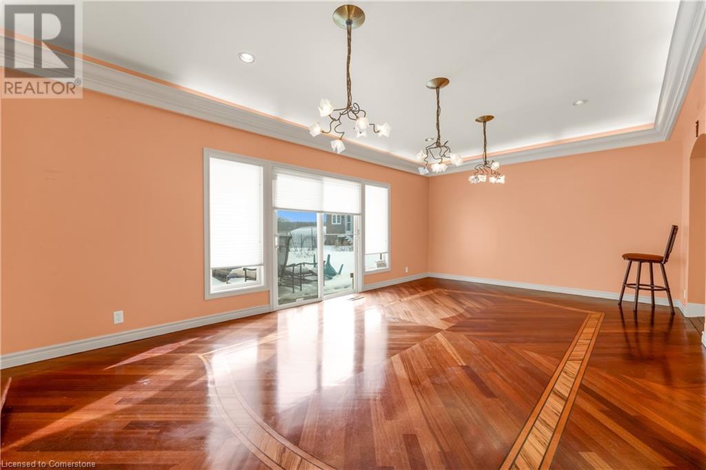 Photo 8 of 4850 Hillside Drive, Lincoln ON