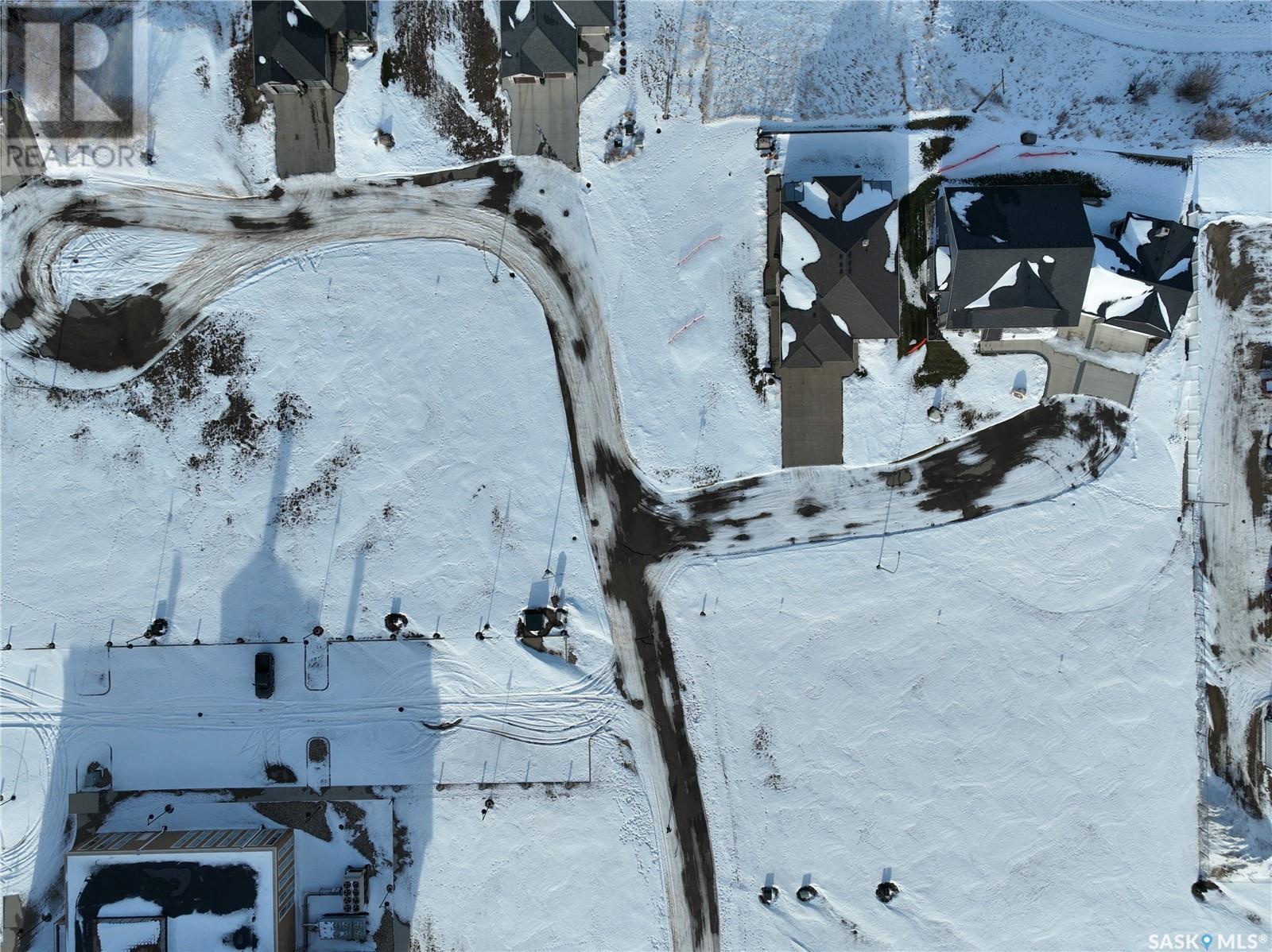 Photo 23 of 18 Copper Ridge Cove, Moose Jaw SK
