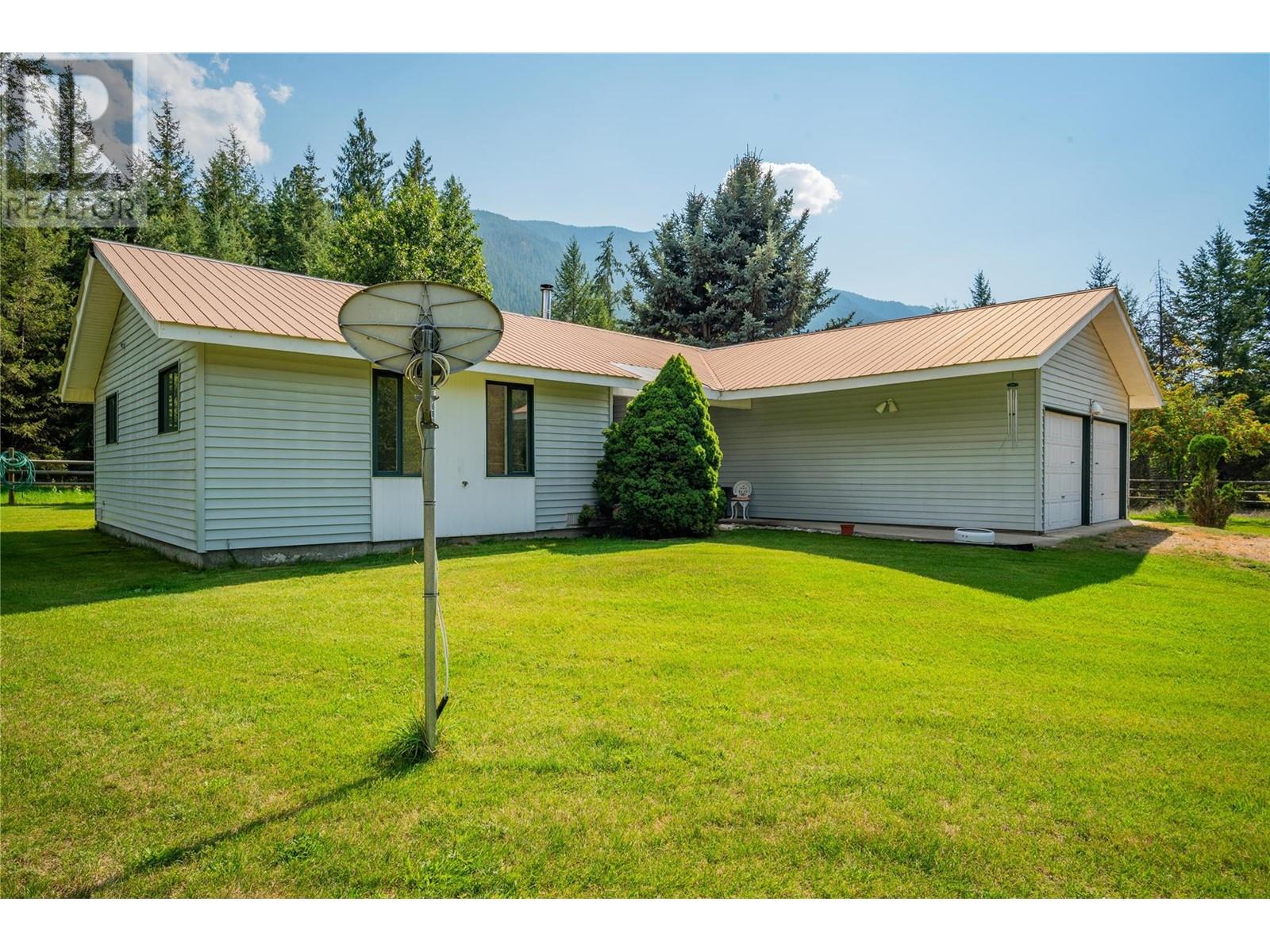 Photo 68 of 5132 Pedro Creek Road, Winlaw BC